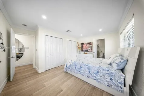 17931 NW 85th Avenue Hialeah FL 33015