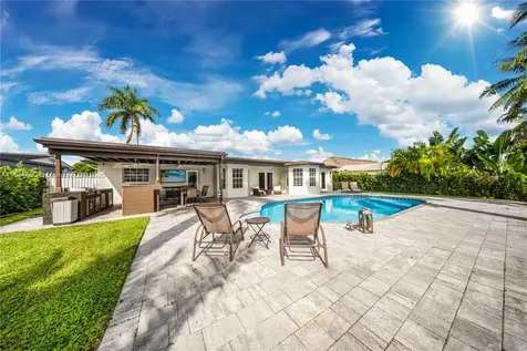 17931 NW 85th Avenue Hialeah FL 33015