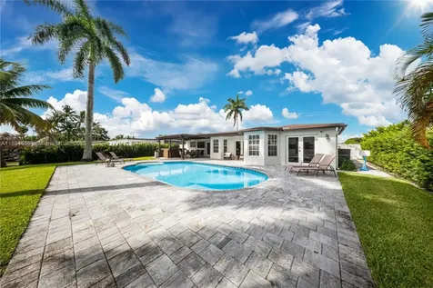 17931 NW 85th Avenue Hialeah FL 33015