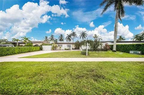17931 NW 85th Avenue Hialeah FL 33015
