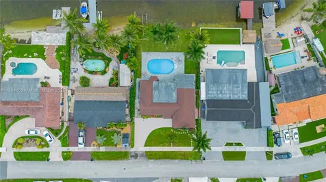 17931 NW 85th Avenue Hialeah FL 33015