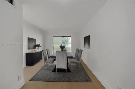 4198 Lakeside Drive Tamarac FL 33319