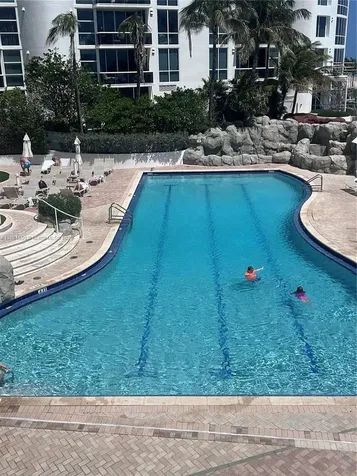 18001 Collins Avenue Sunny Isles Beach FL 33160