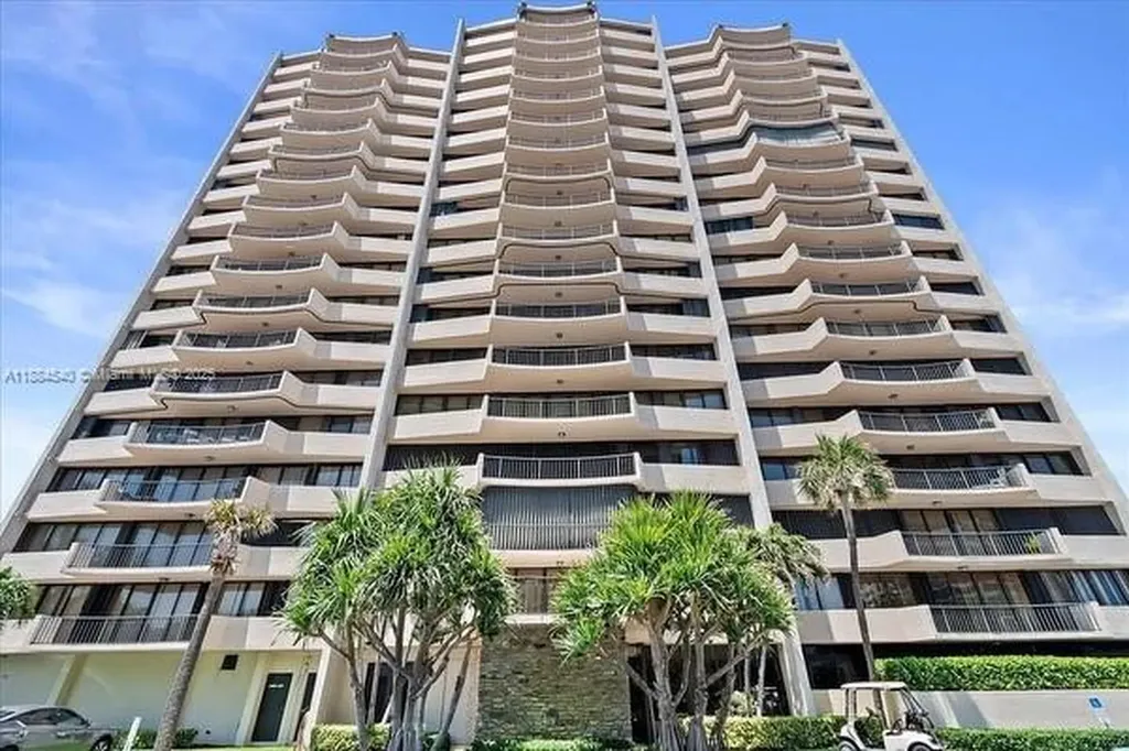 4200 N Ocean Drive Riviera Beach FL 33404
