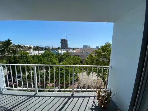 Miami Beach FL 33141