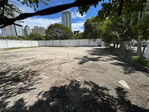 201 SE 2nd Avenue Miami FL 33131