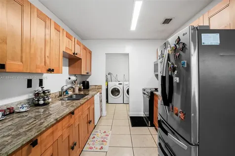 621 SW 50th Terrace Margate FL 33068