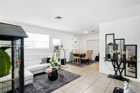 621 SW 50th Terrace Margate FL 33068