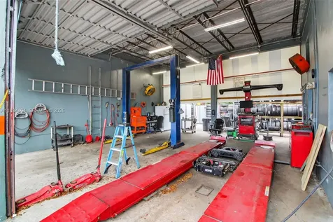 449 E Okeechobee Road Hialeah FL 33010