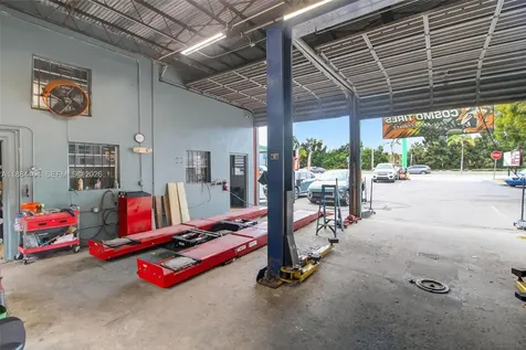 449 E Okeechobee Road Hialeah FL 33010