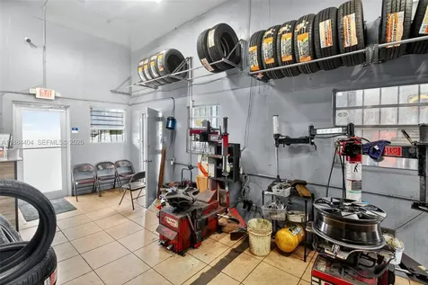 449 E Okeechobee Road Hialeah FL 33010