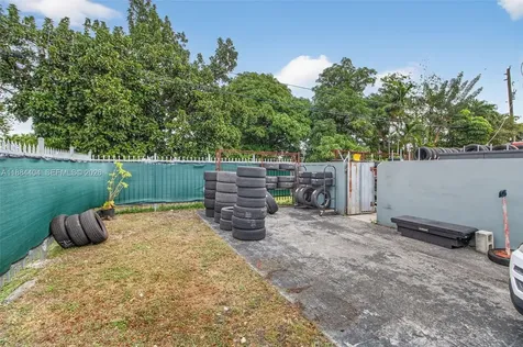 449 E Okeechobee Road Hialeah FL 33010