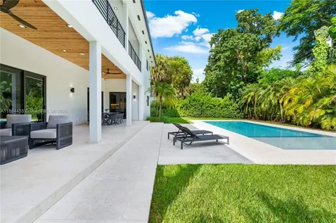 6401 SW 84th Street Miami FL 33143