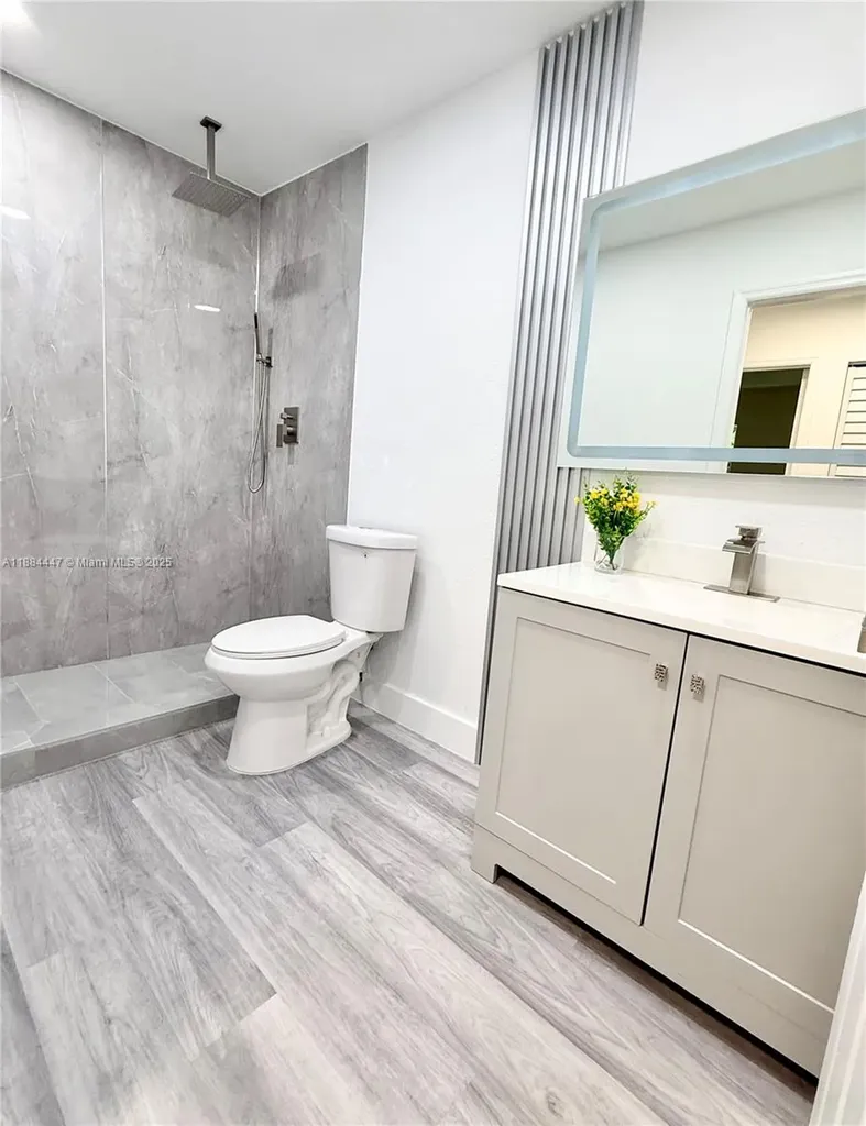 2850 NW 12th Court Fort Lauderdale FL 33311