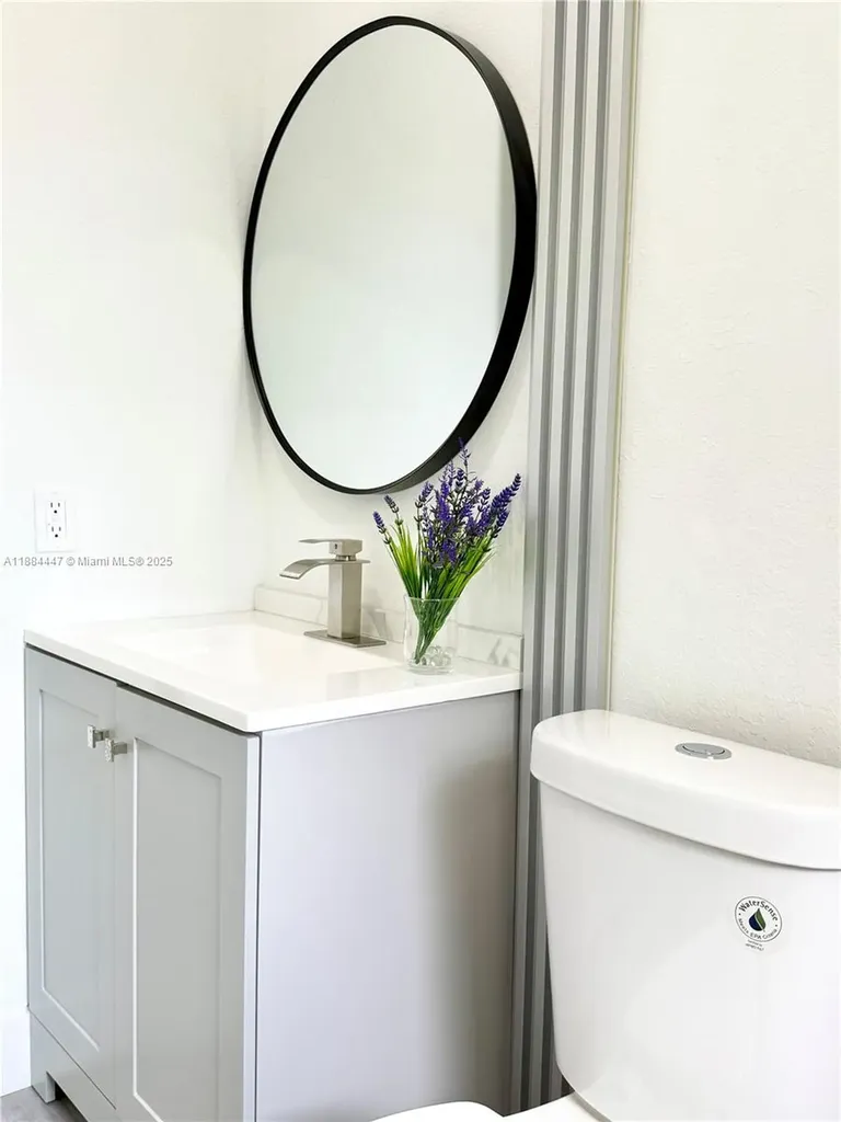 2850 NW 12th Court Fort Lauderdale FL 33311