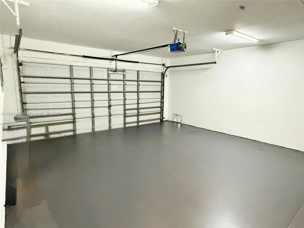 2850 NW 12th Court Fort Lauderdale FL 33311