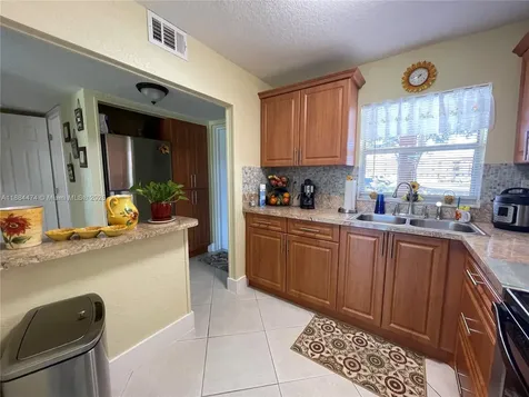 9041 Sunrise Lakes Boulevard Sunrise FL 33322