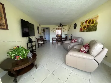 9041 Sunrise Lakes Boulevard Sunrise FL 33322
