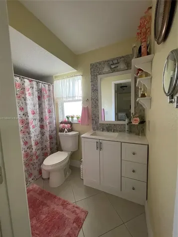 9041 Sunrise Lakes Boulevard Sunrise FL 33322