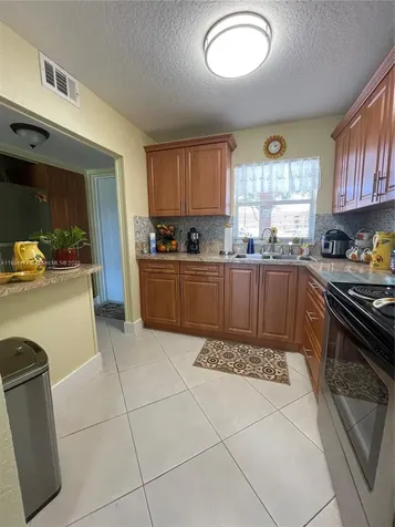 9041 Sunrise Lakes Boulevard Sunrise FL 33322