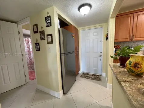 9041 Sunrise Lakes Boulevard Sunrise FL 33322