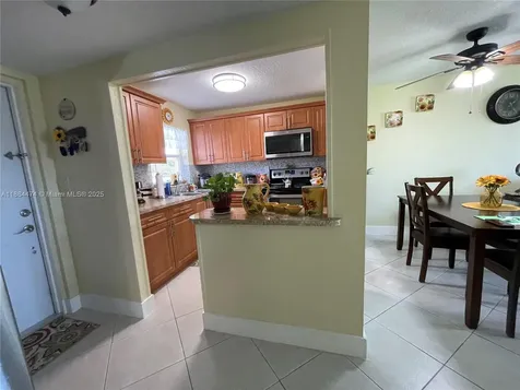 9041 Sunrise Lakes Boulevard Sunrise FL 33322