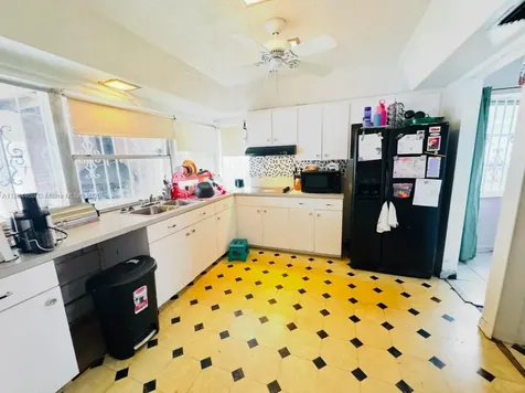 3610 NW 32nd Street Lauderdale Lakes FL 33309