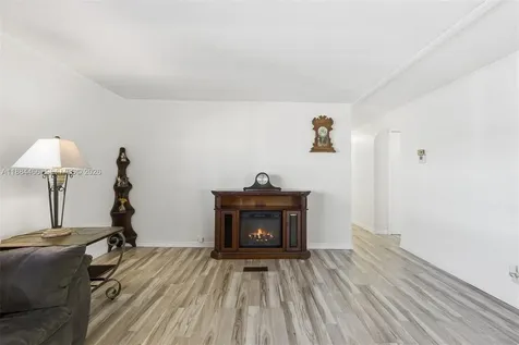5720 Lakeshore Drive Dania Beach FL 33312