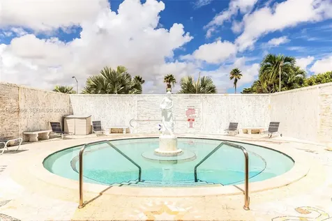 5720 Lakeshore Drive Dania Beach FL 33312