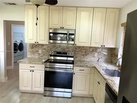 18052 S 105th Avenue S Boca Raton FL 33498