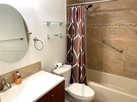 18052 S 105th Avenue S Boca Raton FL 33498