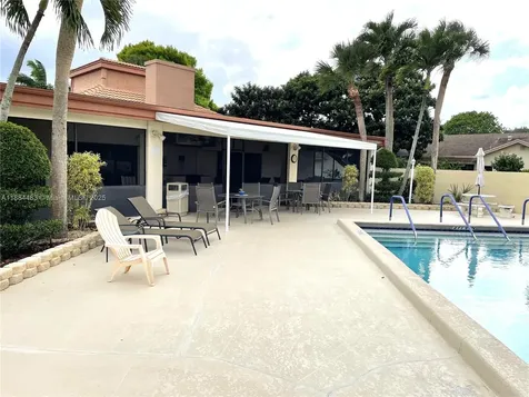 18052 S 105th Avenue S Boca Raton FL 33498