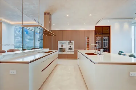 18501 Collins Avenue Sunny Isles Beach FL 33160