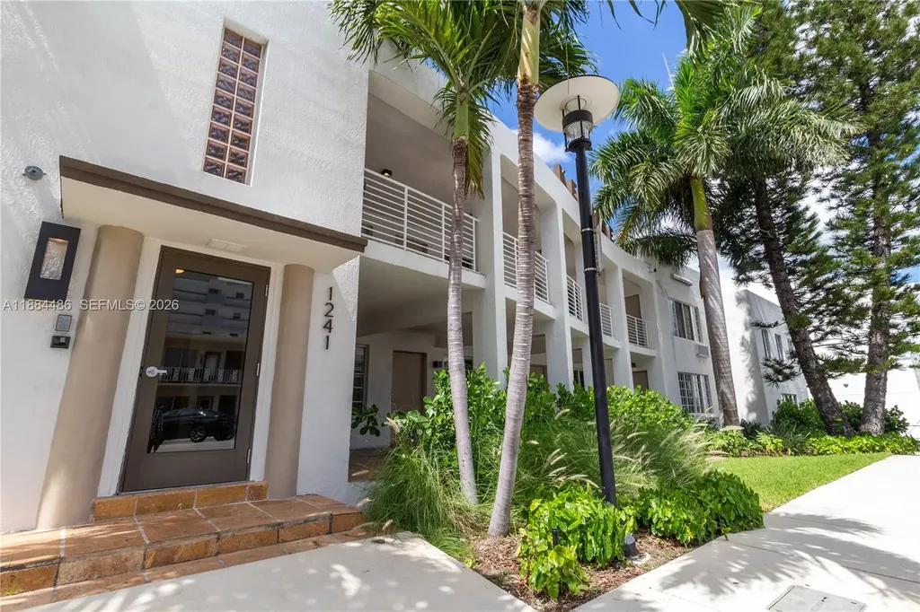 1241 14th Street Miami Beach FL 33139