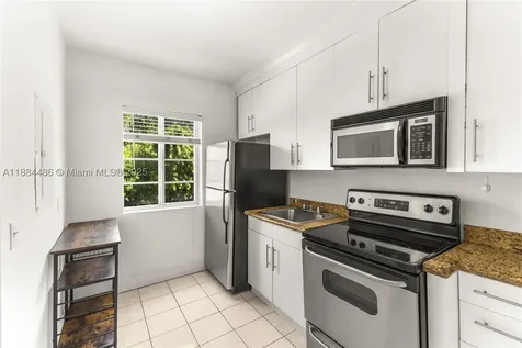1241 14th Street Miami Beach FL 33139