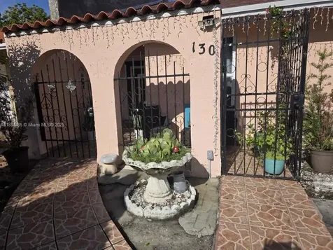 130 SW 115th Avenue Sweetwater FL 33174