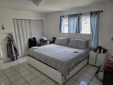 130 SW 115th Avenue Sweetwater FL 33174