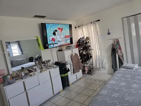 130 SW 115th Avenue Sweetwater FL 33174