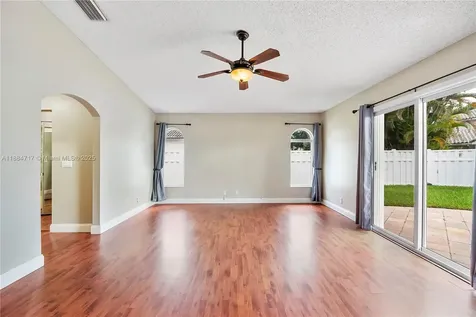 1018 NW 132nd Avenue Sunrise FL 33323