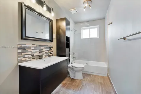 1018 NW 132nd Avenue Sunrise FL 33323