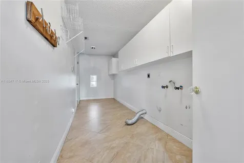 1018 NW 132nd Avenue Sunrise FL 33323