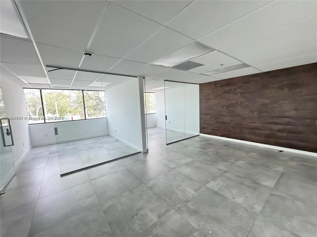 2870 Stirling Road Hollywood FL 33020