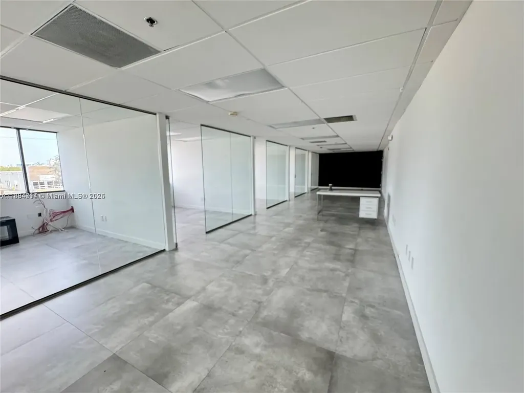 2870 Stirling Road Hollywood FL 33020