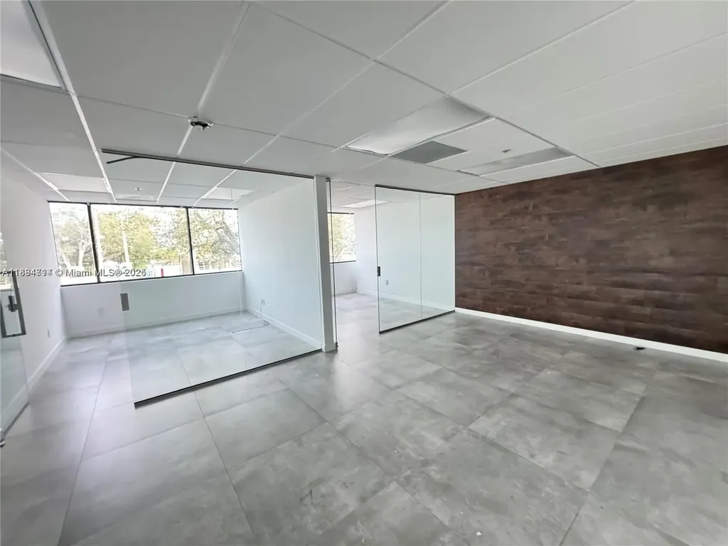 2870 Stirling Road Hollywood FL 33020