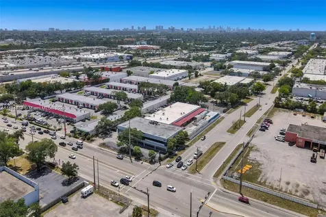 2870 Stirling Road Hollywood FL 33020