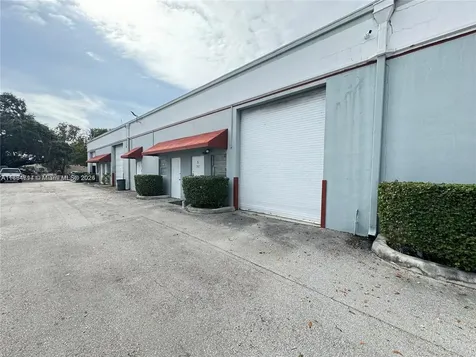 2870 Stirling Road Hollywood FL 33020