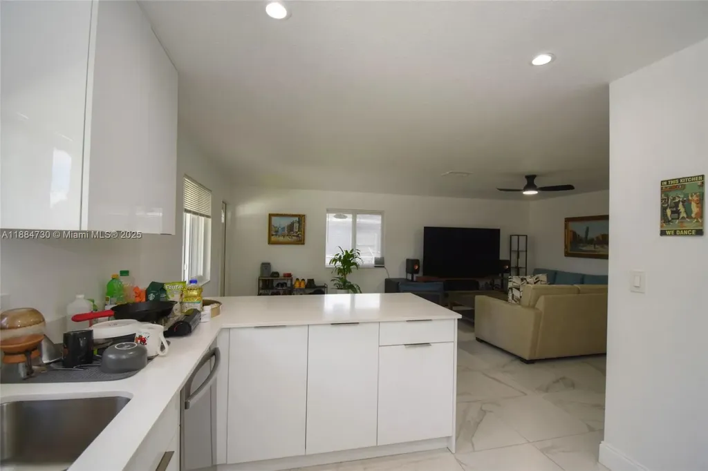 830 NW 19th Terrace Fort Lauderdale FL 33311