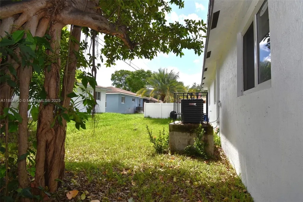 830 NW 19th Terrace Fort Lauderdale FL 33311