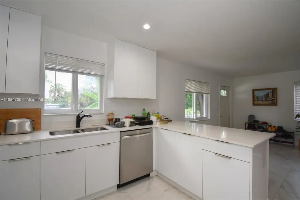 830 NW 19th Terrace Fort Lauderdale FL 33311