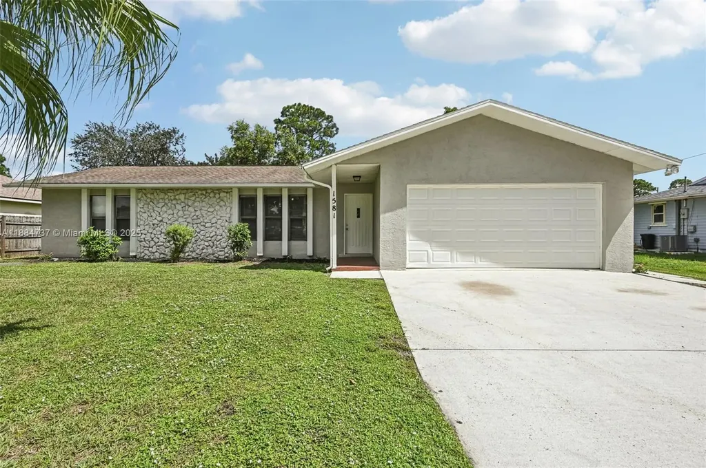 1581 SE Coply Street Port St. Lucie FL 34983